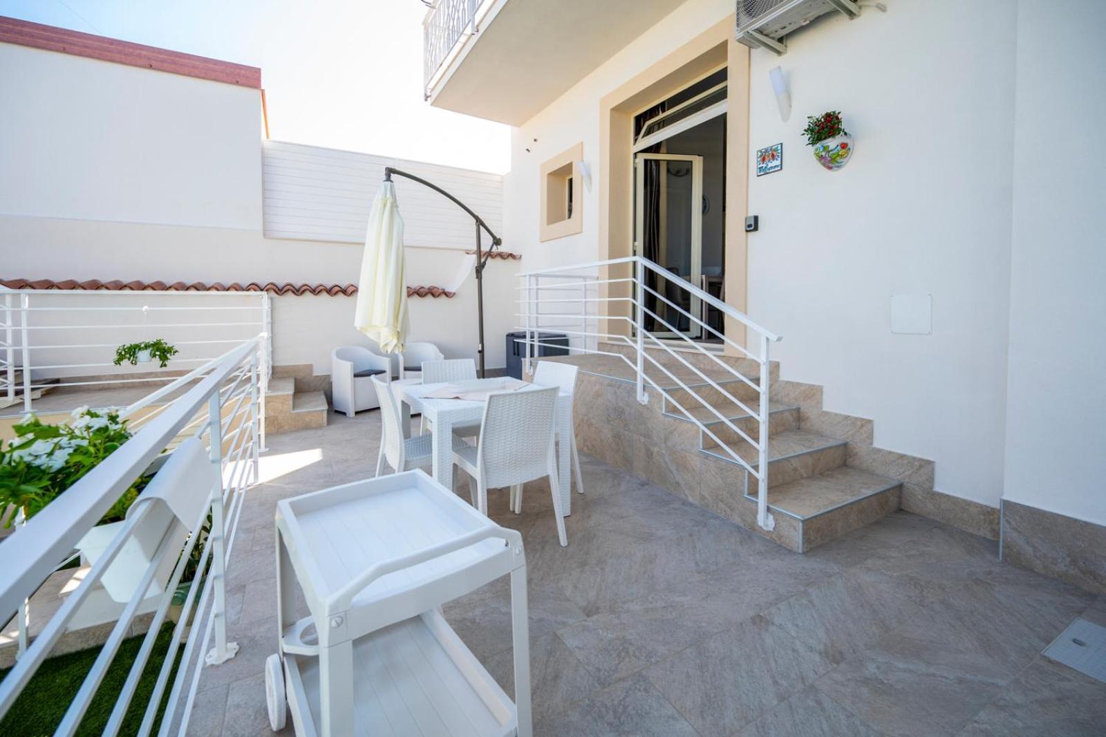 Profumi Di Sicilia - Fontane Bianche Apartment Exterior photo